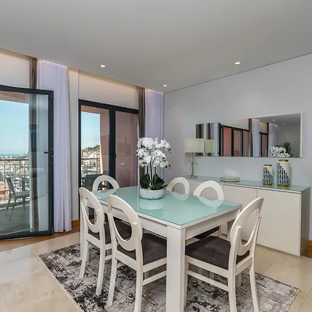 Mar E Sol Chic & Modern *